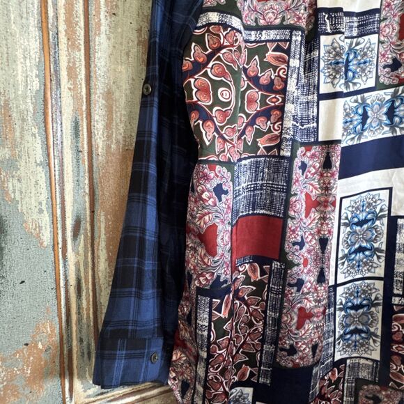 BD Collection Womens L Blue Plaid & Floral Scarf Back Blouse Collar Button - Picture 10 of 11